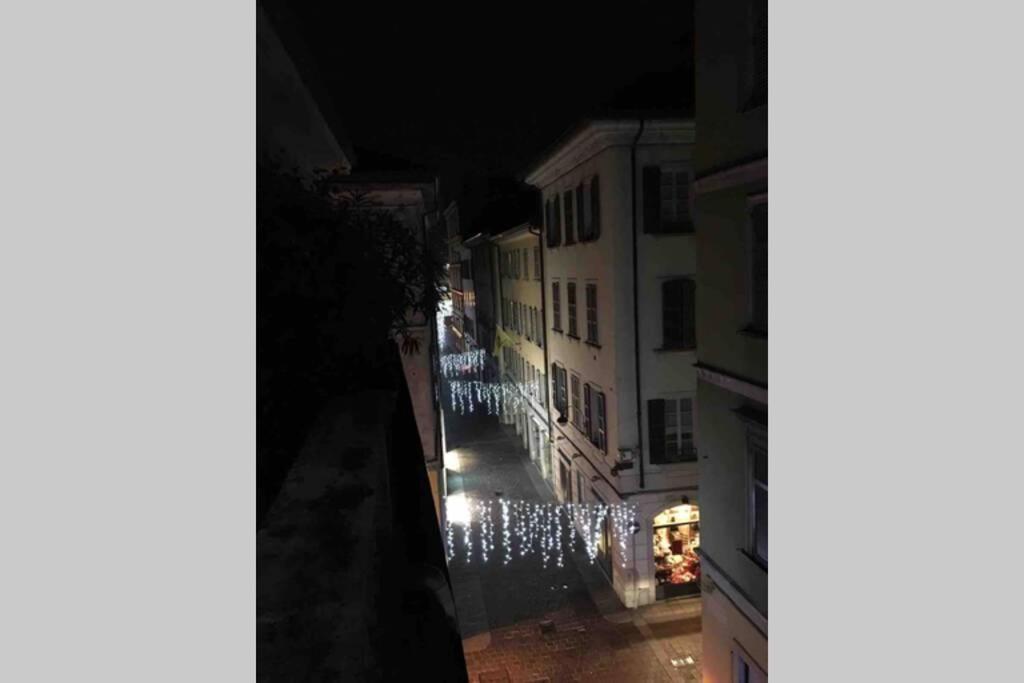 Downtown 科莫 外观 照片